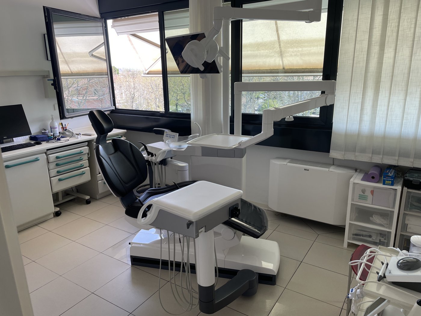 Installazione DTS Marche in uno studio dentistico