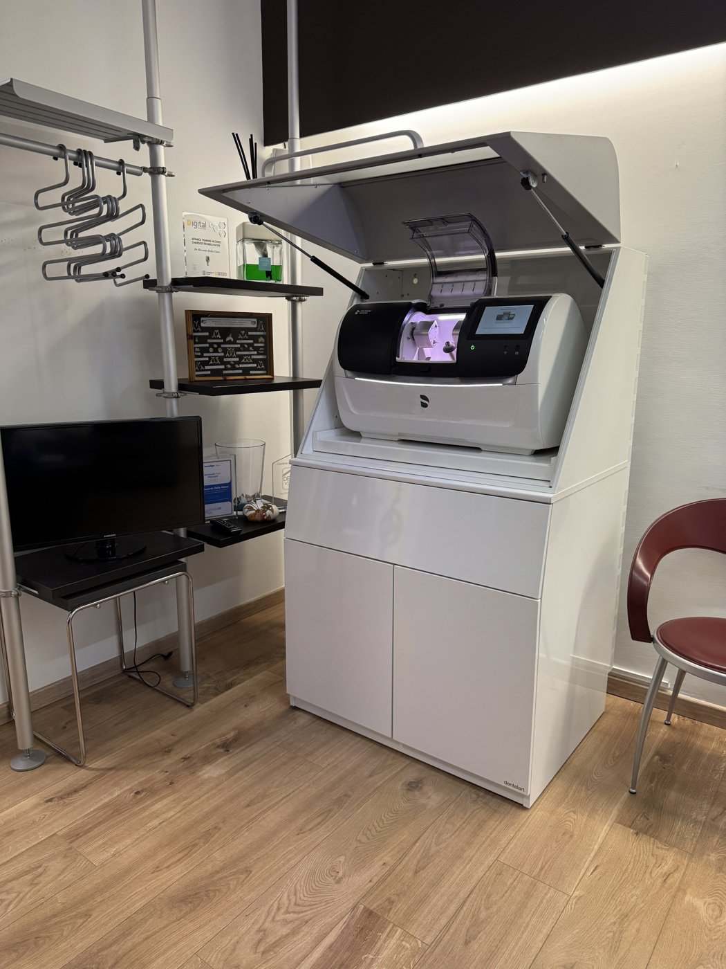 Installazione DTS Marche in uno studio dentistico